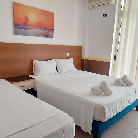 Nacional Hotel 3*