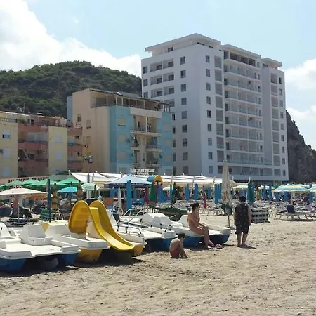 Nacional Hotel